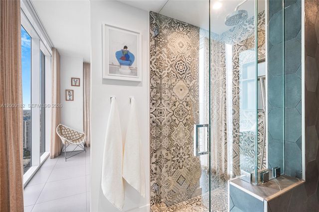 1040 Biscayne Blvd 3607, Miami, FL 33132