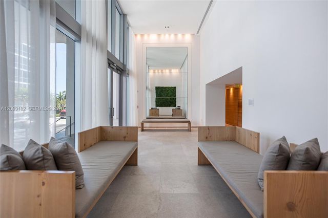 1040 Biscayne Blvd 3607, Miami, FL 33132