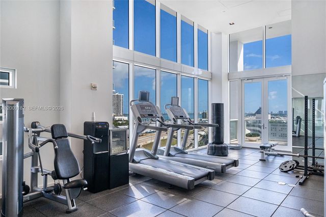 1040 Biscayne Blvd 3607, Miami, FL 33132