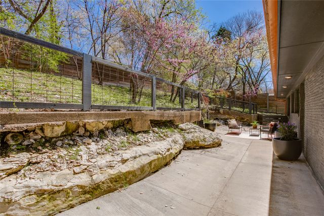 406 S Ravinia Drive, Dallas, TX 75211