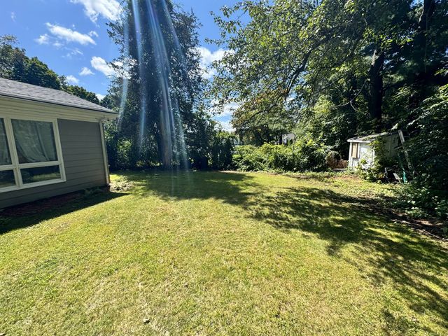 170 Hunter Drive, West Hartford, CT 06107