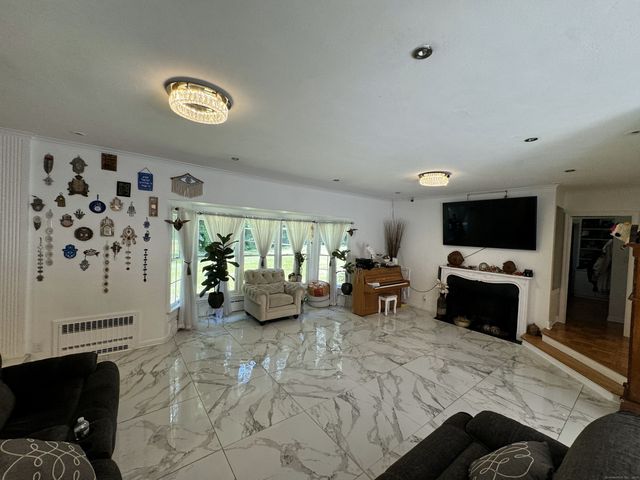 170 Hunter Drive, West Hartford, CT 06107