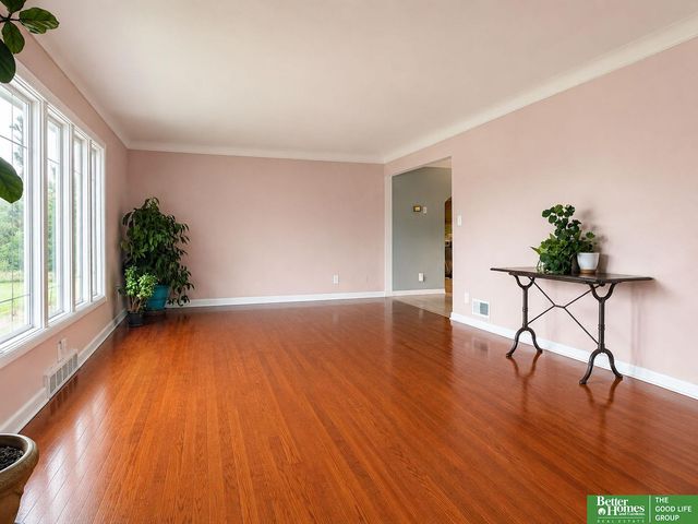 4264 Drexel Street, Omaha, NE 68107