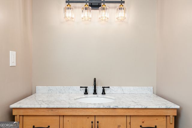 305 Mariner Circle, Woodstock, GA 30189