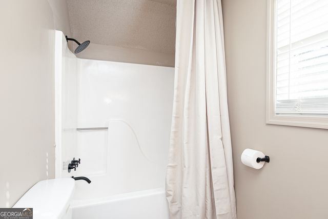 305 Mariner Circle, Woodstock, GA 30189