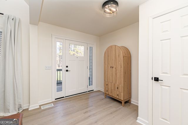 305 Mariner Circle, Woodstock, GA 30189