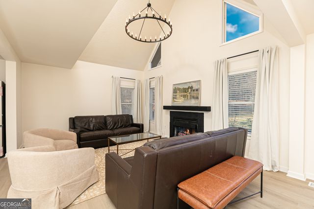 305 Mariner Circle, Woodstock, GA 30189