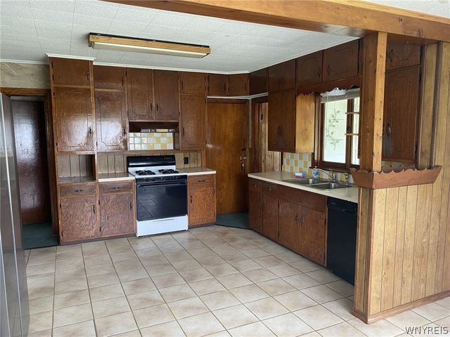 5930 Clinton Street, Elma, NY 14059