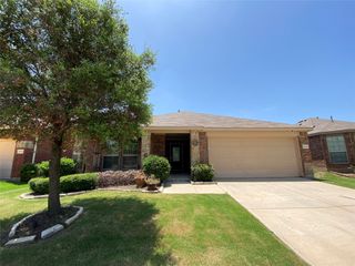848 Lake Forest Trail, Little Elm, TX 75068