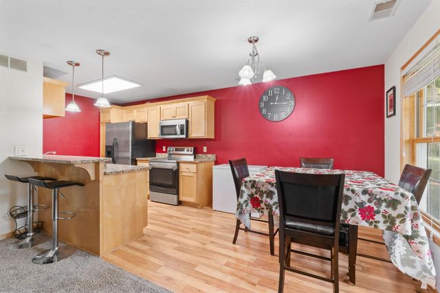 1883 Garden Way, Saint Paul, MN 55119