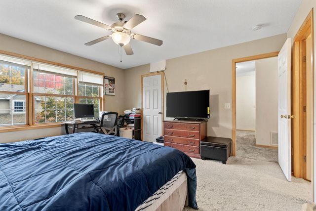 1883 Garden Way, Saint Paul, MN 55119