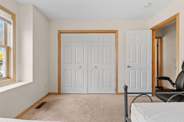 1883 Garden Way, Saint Paul, MN 55119