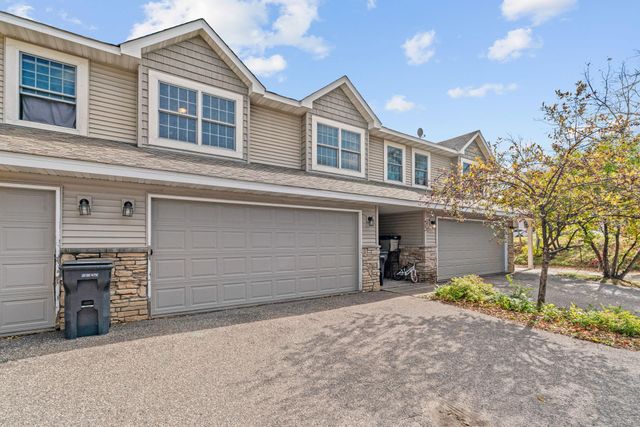 1883 Garden Way, Saint Paul, MN 55119