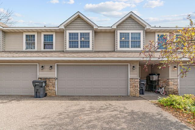 1883 Garden Way, Saint Paul, MN 55119