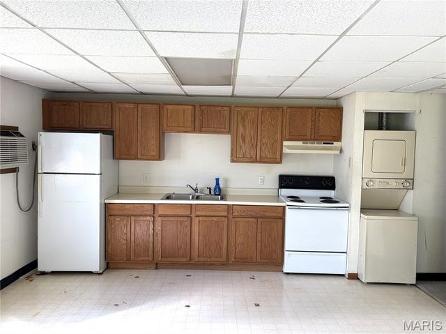 518 W Harris Avenue A-D, Greenville, IL 62246
