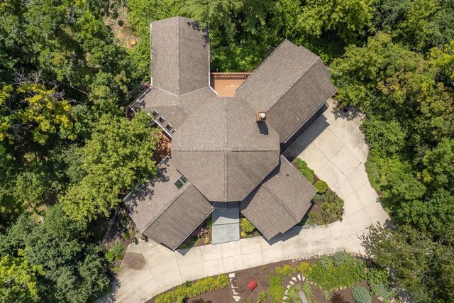 1460 Geneva Club DRIVE, Lake Geneva, WI 53147