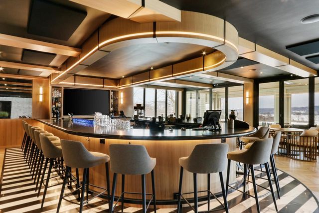 1460 Geneva Club DRIVE, Lake Geneva, WI 53147