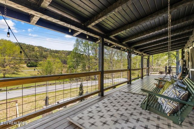 4065 Hickory Hollow Way, Sevierville, TN 37862