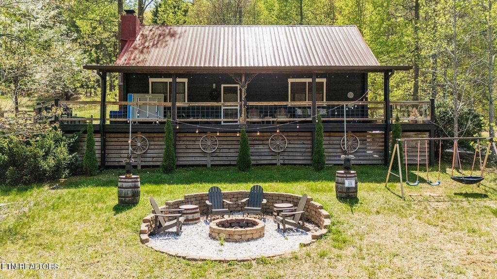 4065 Hickory Hollow Way, Sevierville, TN 37862
