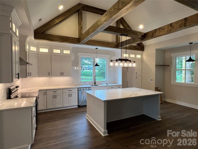 1879 Shiloh Road, Claremont, NC 28610