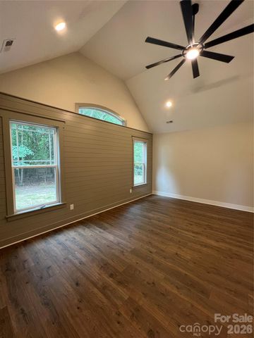 1879 Shiloh Road, Claremont, NC 28610