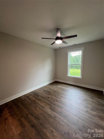 1879 Shiloh Road, Claremont, NC 28610