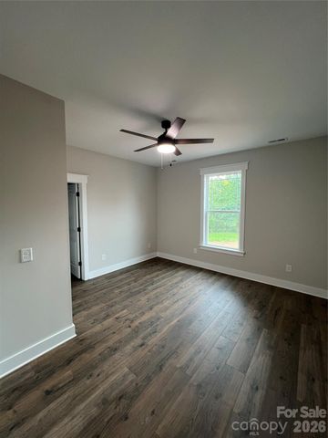 1879 Shiloh Road, Claremont, NC 28610