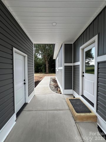 1879 Shiloh Road, Claremont, NC 28610