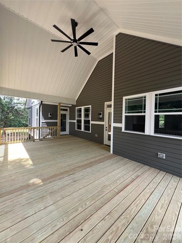 1879 Shiloh Road, Claremont, NC 28610