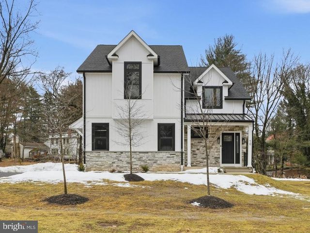 10 CHURCHVILLE LN, Churchville, PA 18966