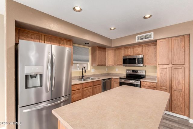 12445 W MONTEBELLO Avenue, Litchfield Park, AZ 85340