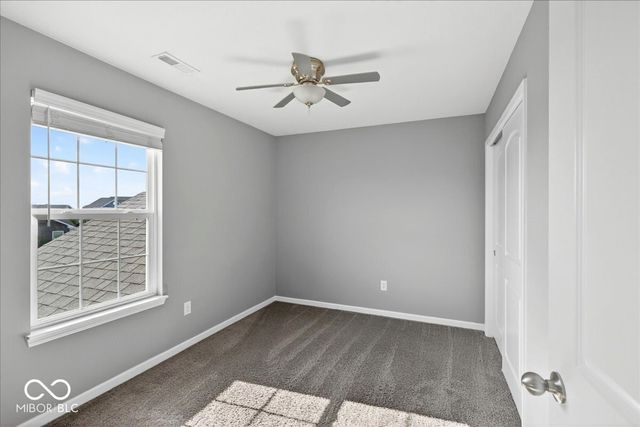 275 Longleaf Lane, Greenfield, IN 46140