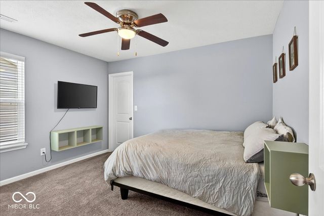 275 Longleaf Lane, Greenfield, IN 46140