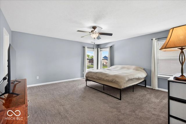 275 Longleaf Lane, Greenfield, IN 46140