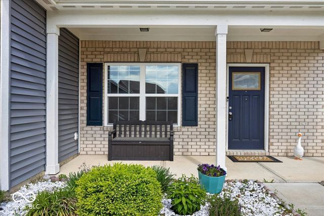 275 Longleaf Lane, Greenfield, IN 46140
