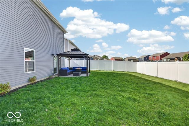 275 Longleaf Lane, Greenfield, IN 46140