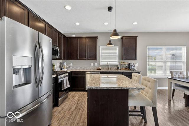 275 Longleaf Lane, Greenfield, IN 46140