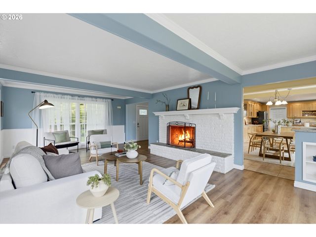 10055 Sw INEZ St, Portland, OR 97224