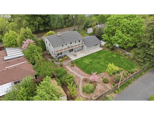 10055 Sw INEZ St, Portland, OR 97224