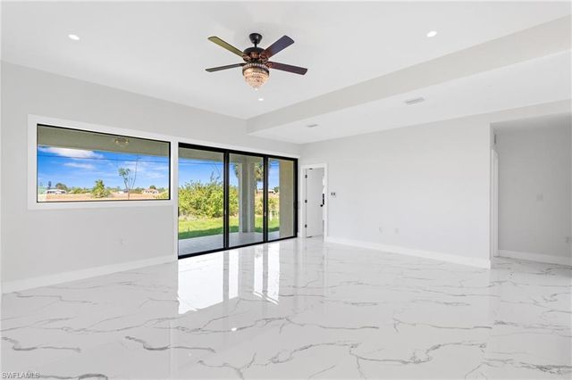 2027 NE 18th ST, Cape Coral, FL 33909