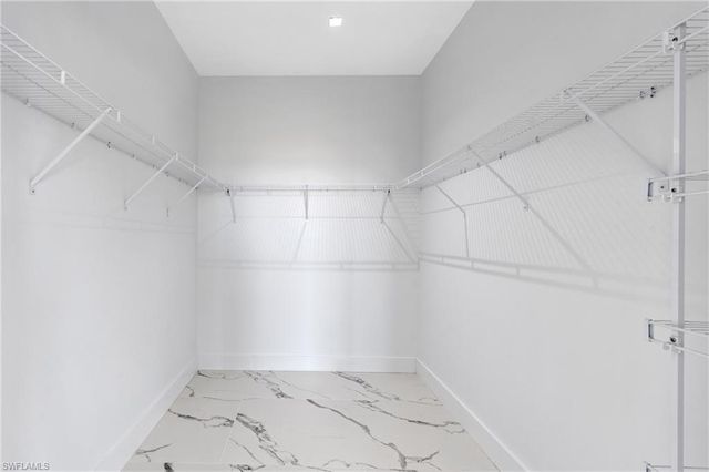 2027 NE 18th ST, Cape Coral, FL 33909