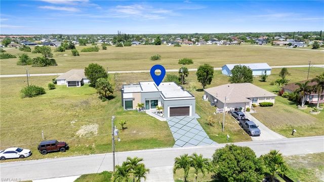 2027 NE 18th ST, Cape Coral, FL 33909