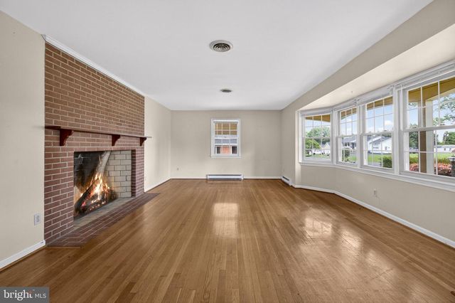 312 NORFOLK DR, Warrenton, VA 20186