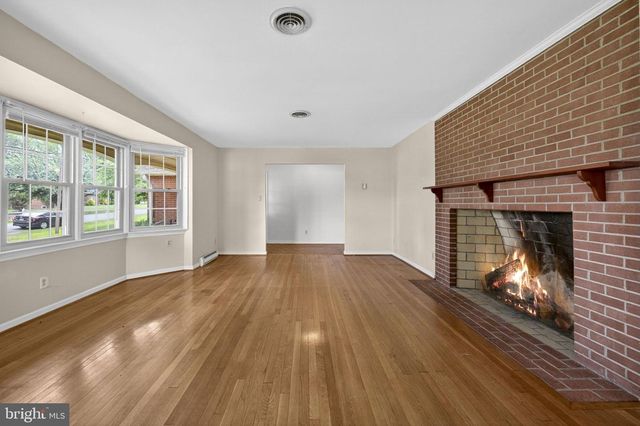 312 NORFOLK DR, Warrenton, VA 20186
