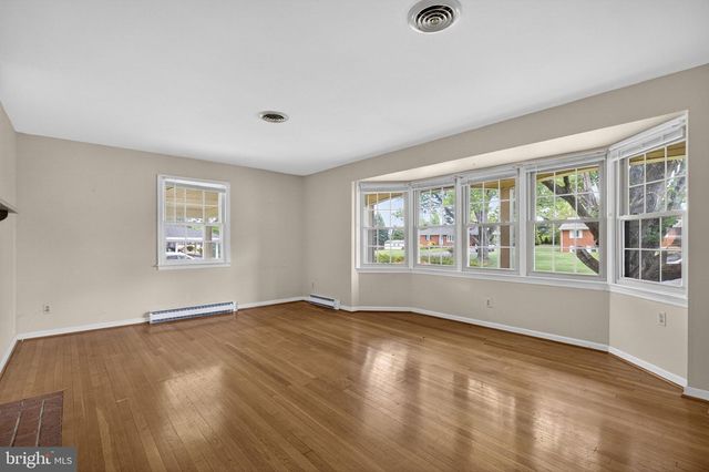 312 NORFOLK DR, Warrenton, VA 20186