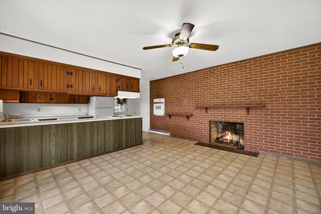 312 NORFOLK DR, Warrenton, VA 20186