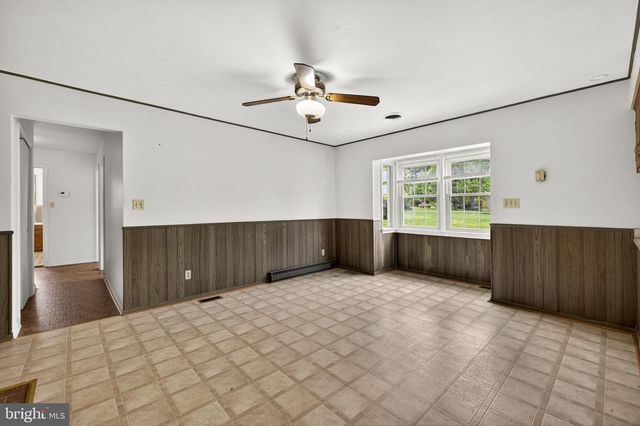 312 NORFOLK DR, Warrenton, VA 20186