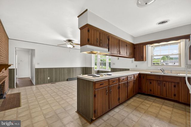 312 NORFOLK DR, Warrenton, VA 20186