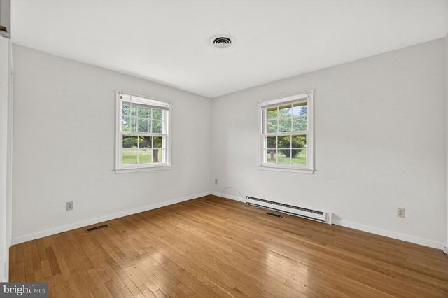 312 NORFOLK DR, Warrenton, VA 20186