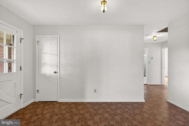 312 NORFOLK DR, Warrenton, VA 20186